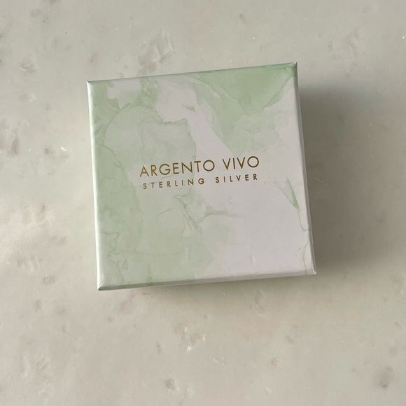 + ARGENTO VIVO + Sterling Silver CZ Coin Pendant Necklace - Picture 4 of 6